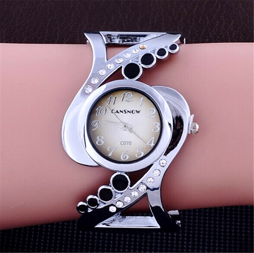 Women Bangle Wristwatch Crysta - Luxury Watch Girl recension och pris