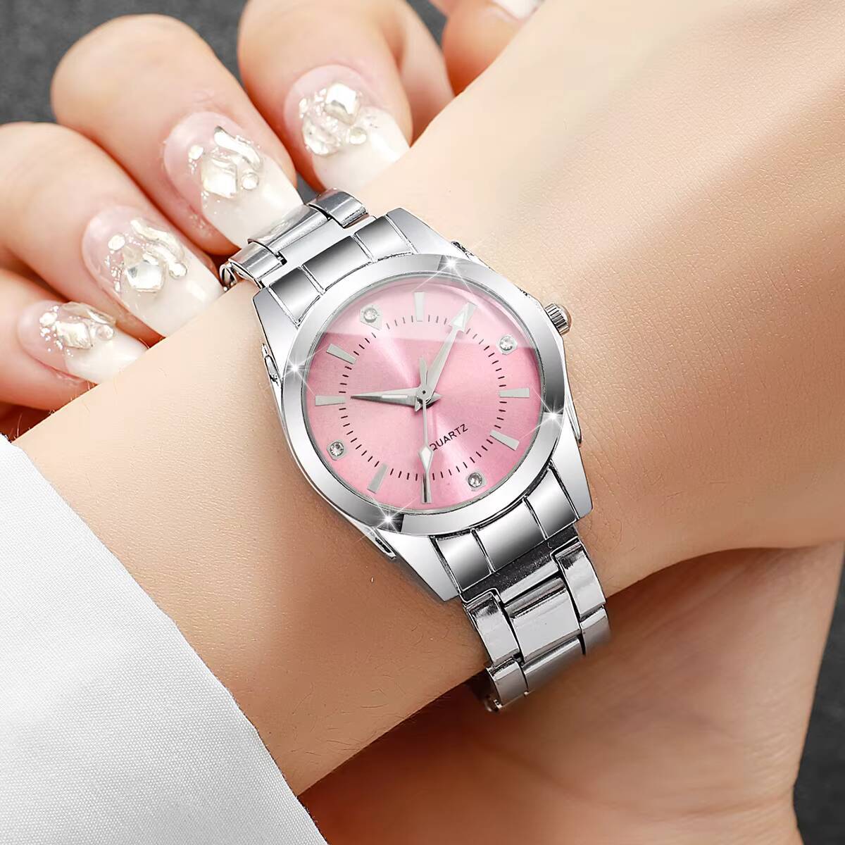Luxury Rhinestone Women Watche - Luxury Watch Packaging Box recension och pris
