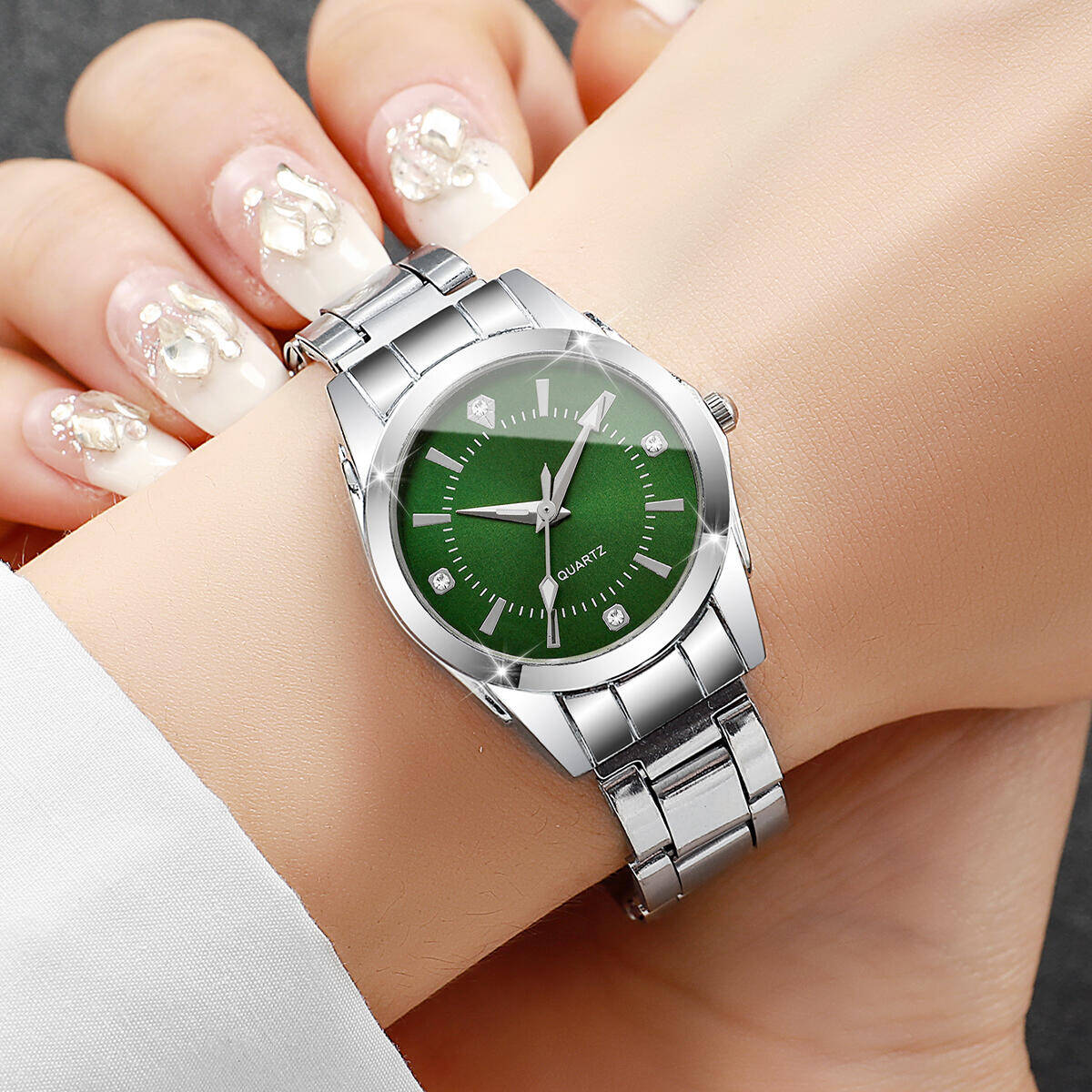 Luxury Rhinestone Women Watche - Luxury Watch Packaging Box recension och pris