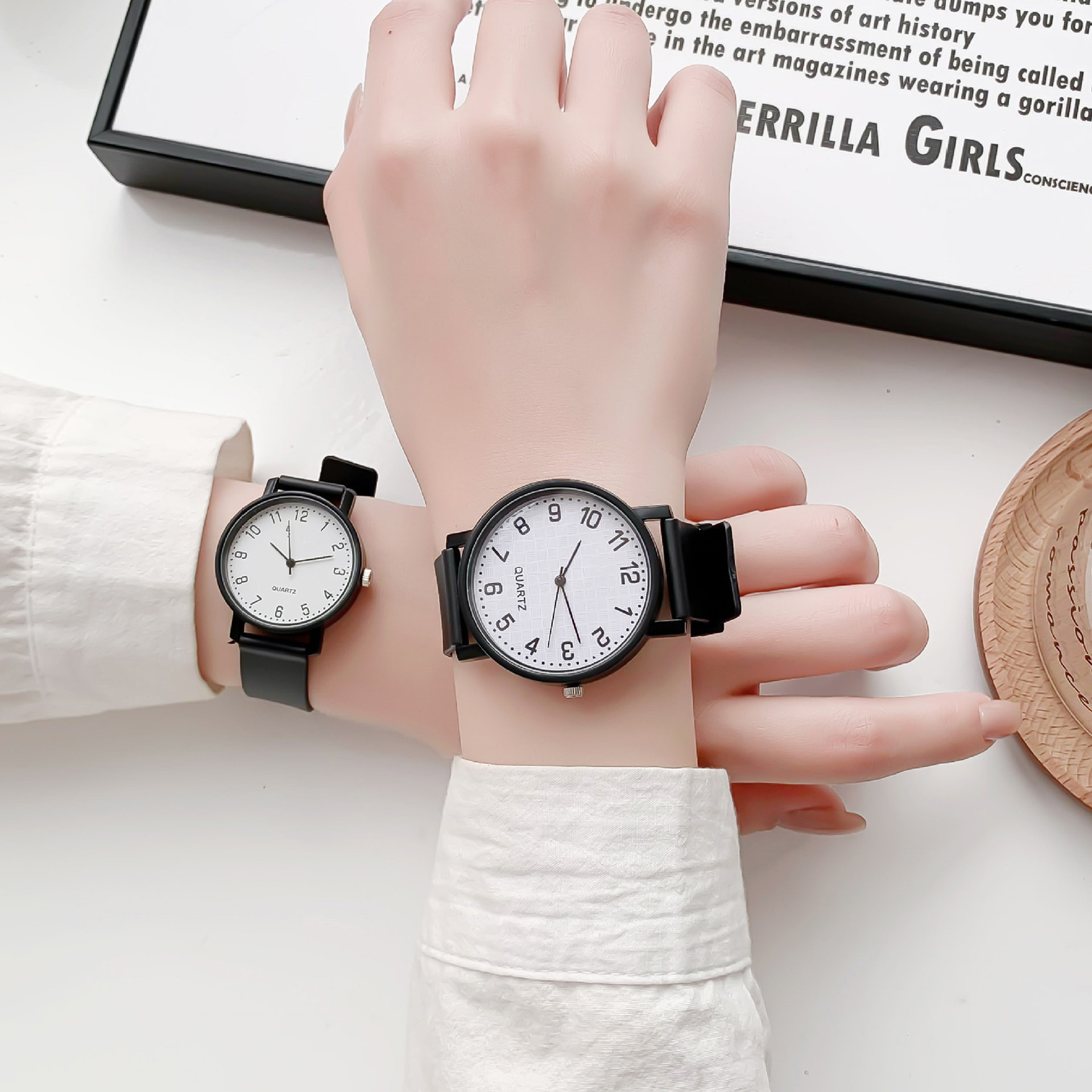 Simple Black Watch Quartz Watc - Luxury Watch Girl recension och pris